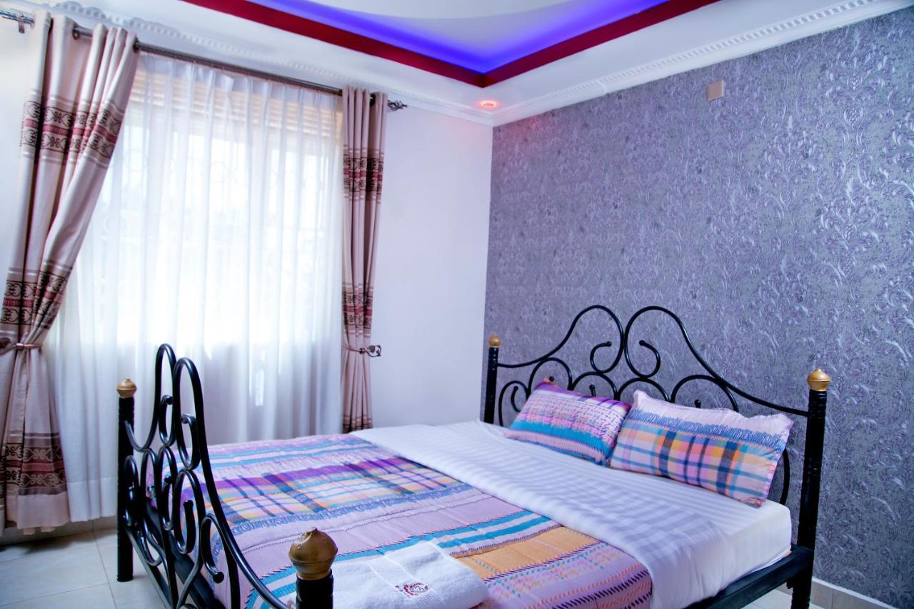 Red Sox Hotel Ltd Кампала Экстерьер фото